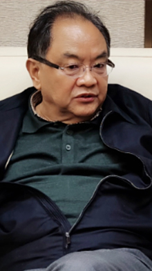 中央文史研究館館員、中國文聯(lián)原副主席、中國文藝評論家協(xié)會原主席、著名文藝評論家仲呈祥