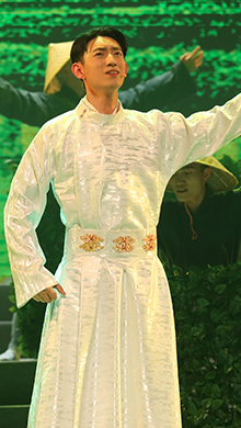 楊慶兵：洗凈塵埃是芳華，百味人生茶道間