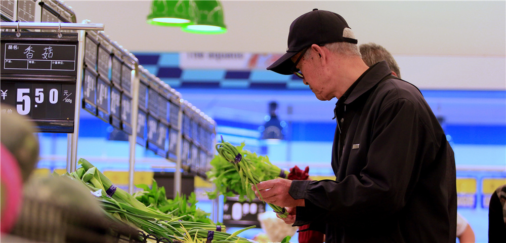 河北省唐山市：百姓購(gòu)買&ldquo;放心菜&rdquo;