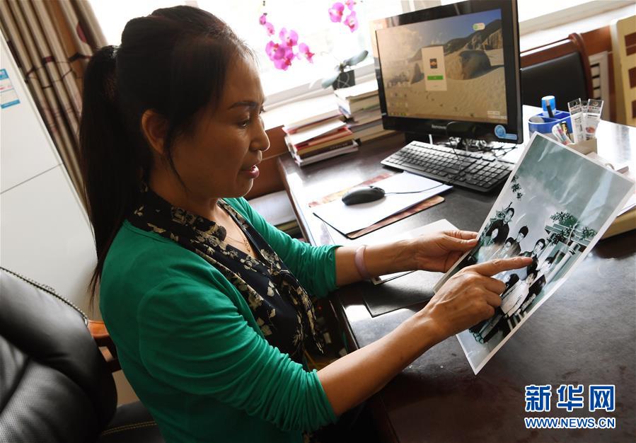 （新華全媒頭條&middot;壯麗70年&middot;奮斗新時(shí)代&mdash;&mdash;記者再走長(zhǎng)征路&middot;圖文互動(dòng)）（2）凝聚起救亡圖存的磅礴力量&mdash;&mdash;追記紅軍長(zhǎng)征大會(huì)師