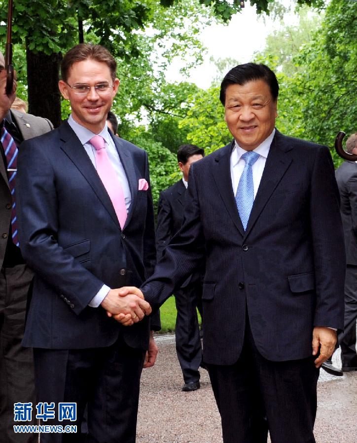 6月12日，中共中央政治局常委、中央書記處書記劉云山在赫爾辛基會見芬蘭總理卡泰寧。 新華社記者饒愛民攝