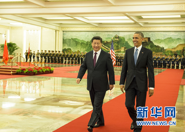 11月12日，國家主席習近平在北京人民大會堂舉行歡迎儀式，歡迎美國總統(tǒng)奧巴馬對中國進行國事訪問。 新華社記者 李學仁 攝