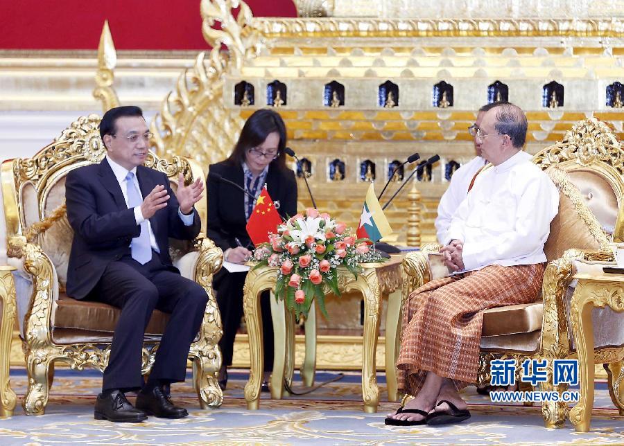 11月14日，中國國務(wù)院總理李克強在內(nèi)比都同緬甸總統(tǒng)吳登盛舉行會談。 新華社記者 王曄 攝